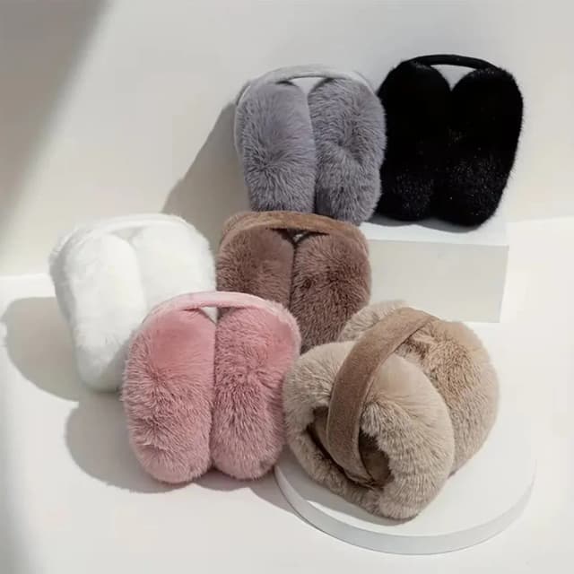 Protetores de orelha de pelúcia macia, quentes para o inverno, adequados para mulheres e homens, com design moderno para uso externo.