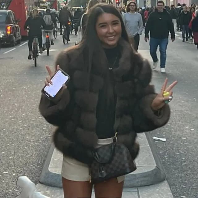 QUEENTINA invierno nuevo abrigo de piel de zorro Real frío para mujer con cuello especialmente abrigo de cuero femenino Natural de talla grande 2023 de lujo