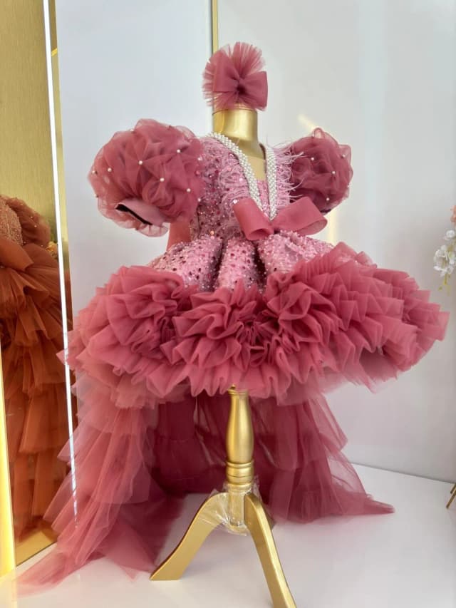 Dusty rosa aniversário princesa pena tule pageant vestido glitter flor menina vestido de festa arco formal vestidos de baile com trem longo